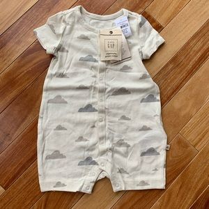 Baby Gap Organic Cotton one piece size 3-6 month